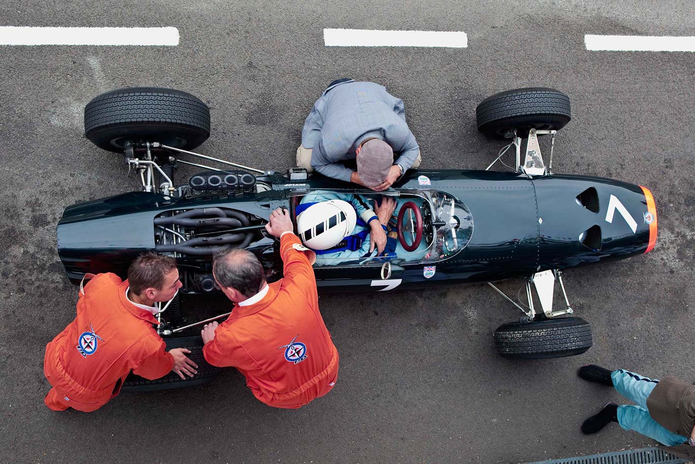 BRM-P261-being-worked-on-in-the-alt-pitlane-Rev-09